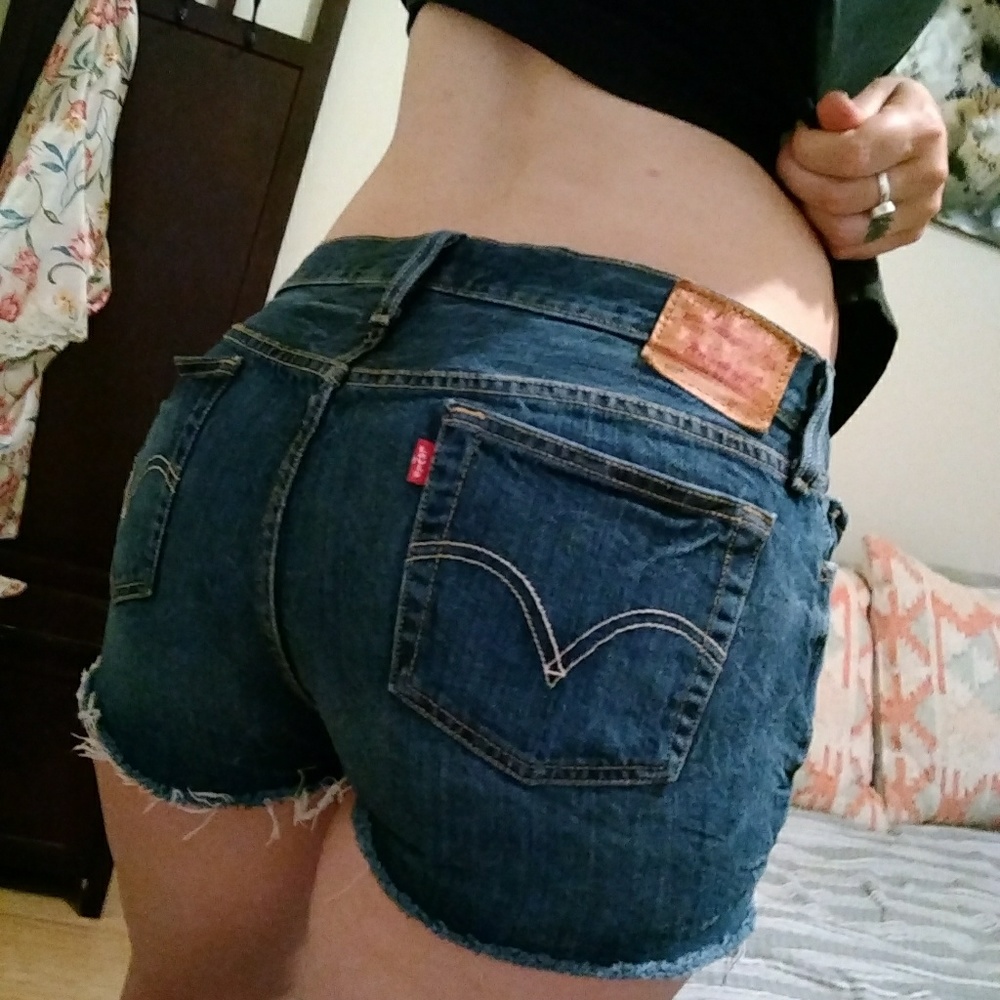 Vintage Levi 501 cut off shorts